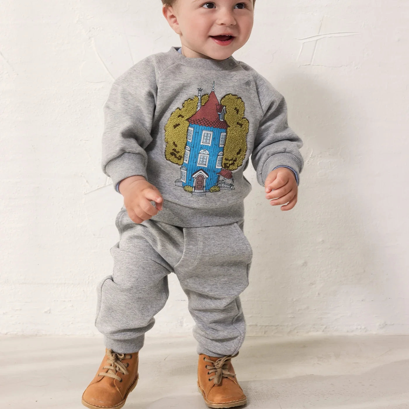 Pelon b Sweatpants