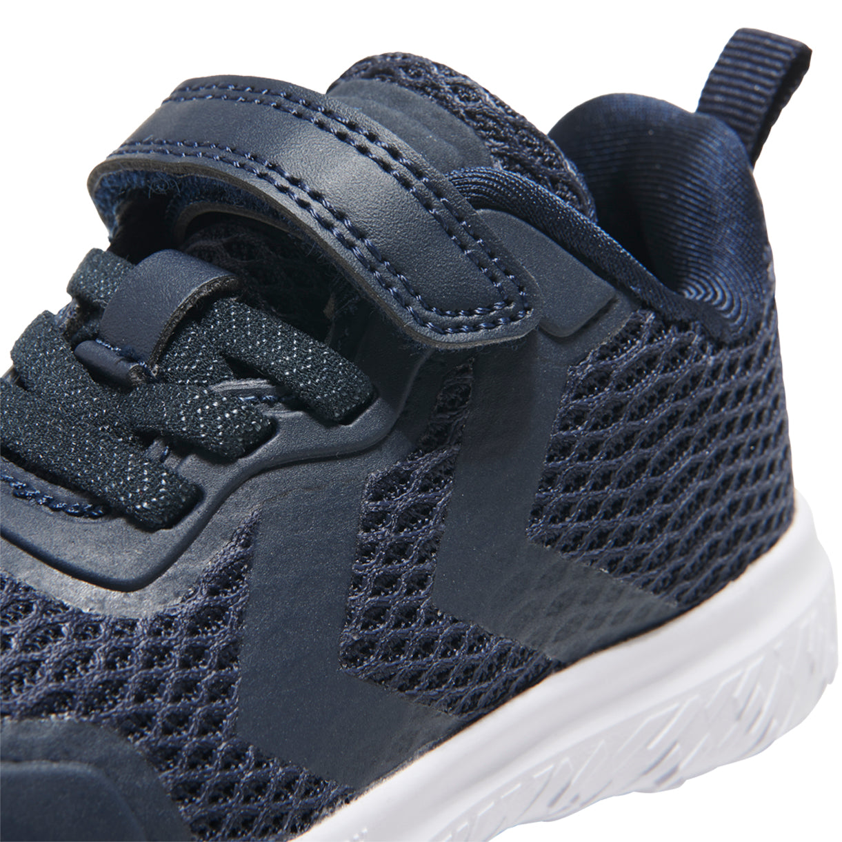 Actus recycled infant Sneaker