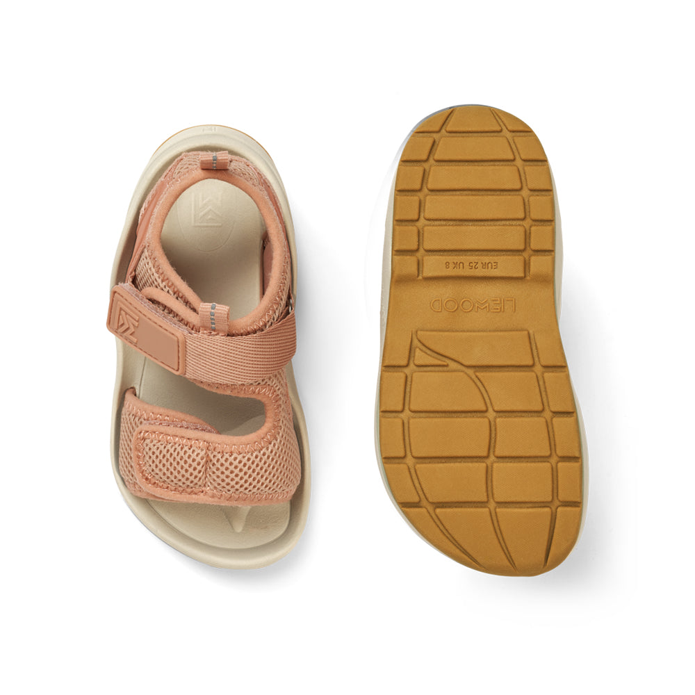 Christi sandalen