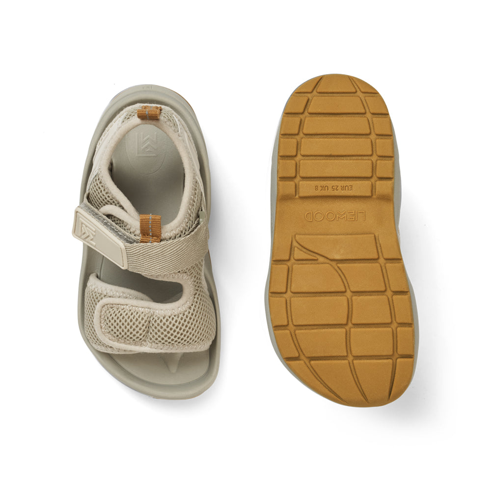 Christi sandalen
