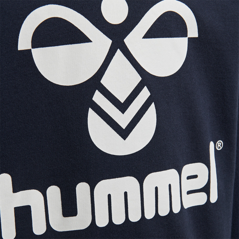 Dos sweatshirts