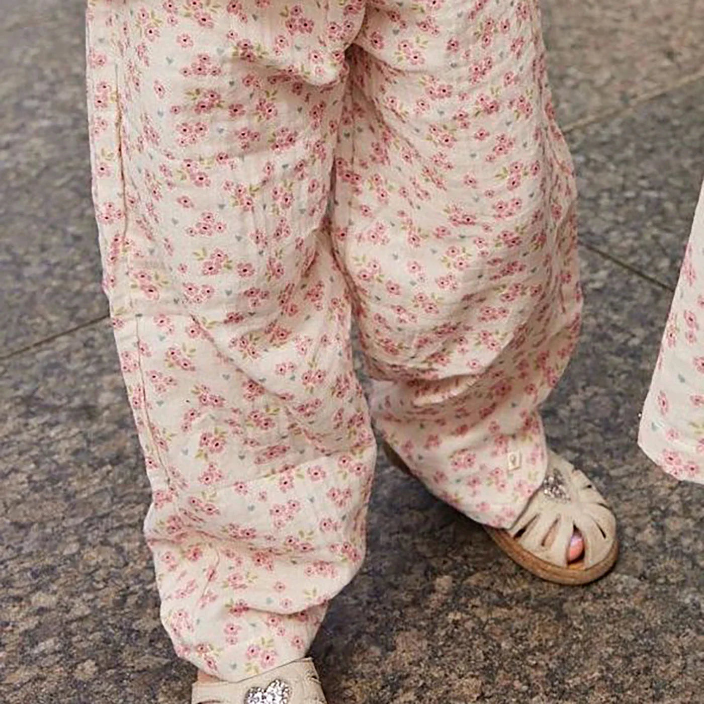 Muslin Blossom hose