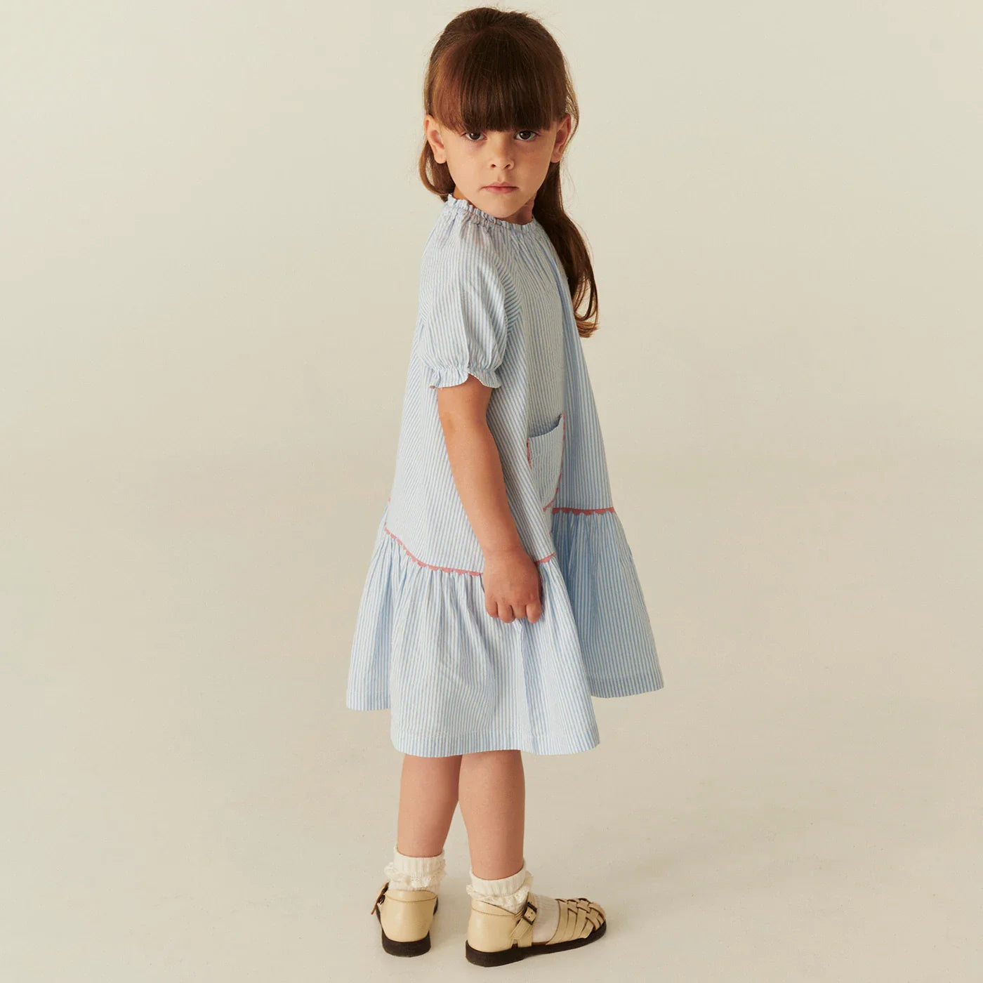 Dress Kleid