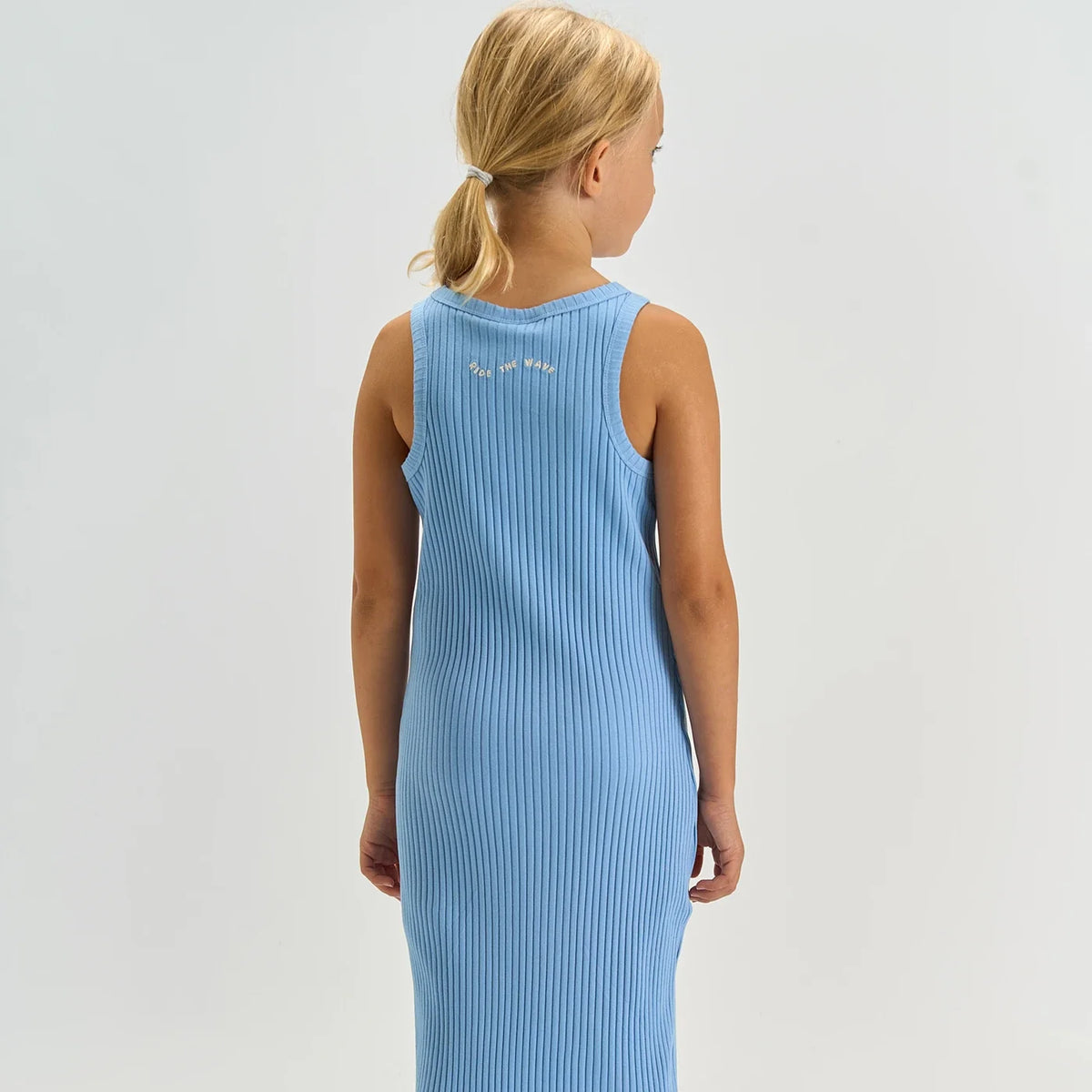 Tntove Kleid