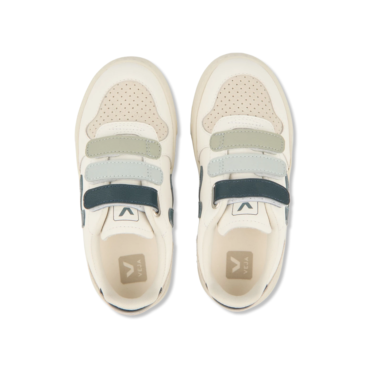 Small v-10 Sneaker