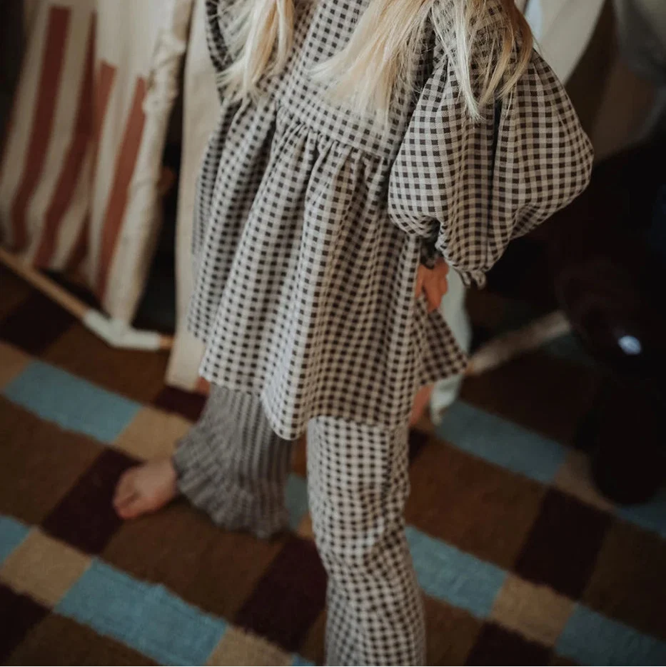 Ella Hosen