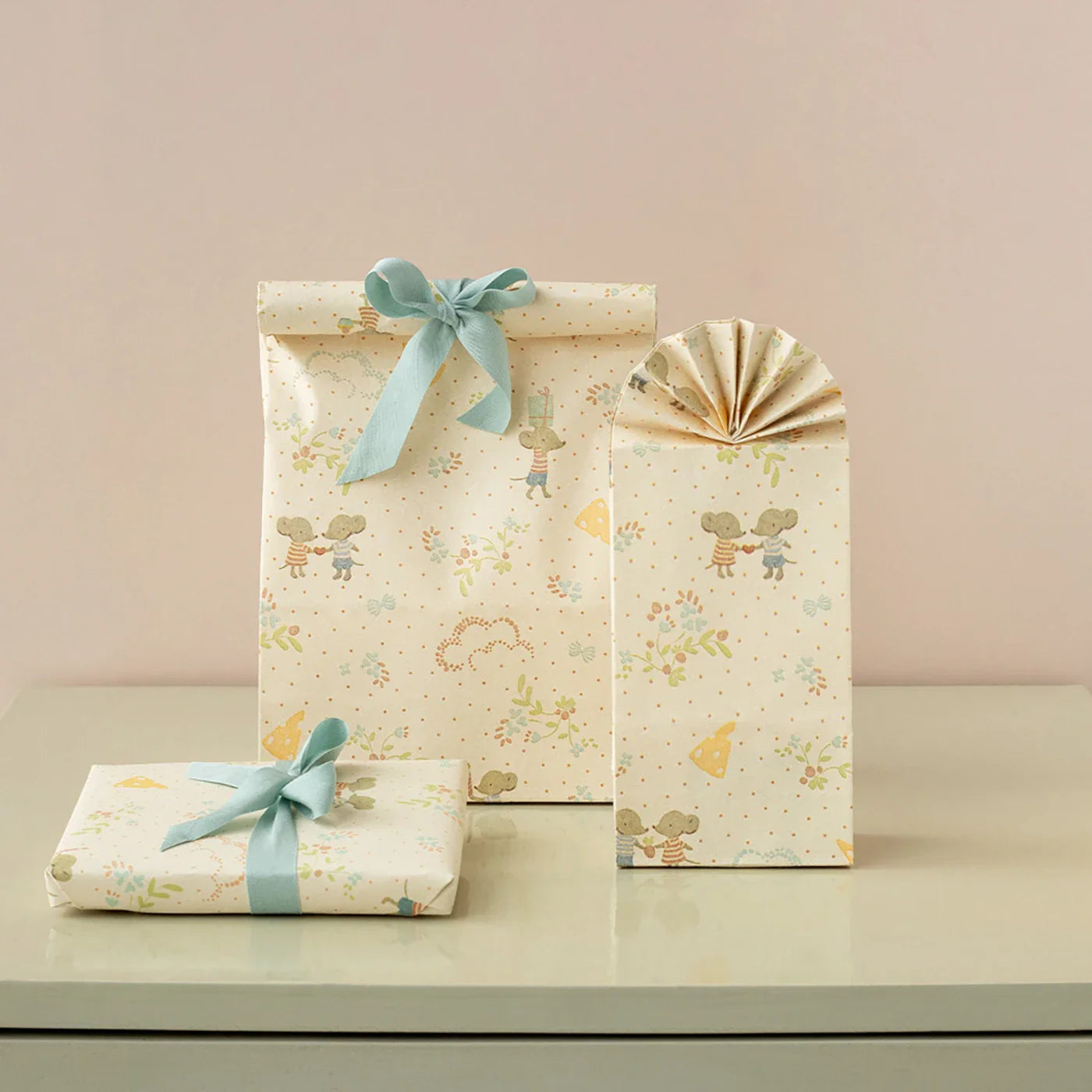Gift bag Geschenkpapier