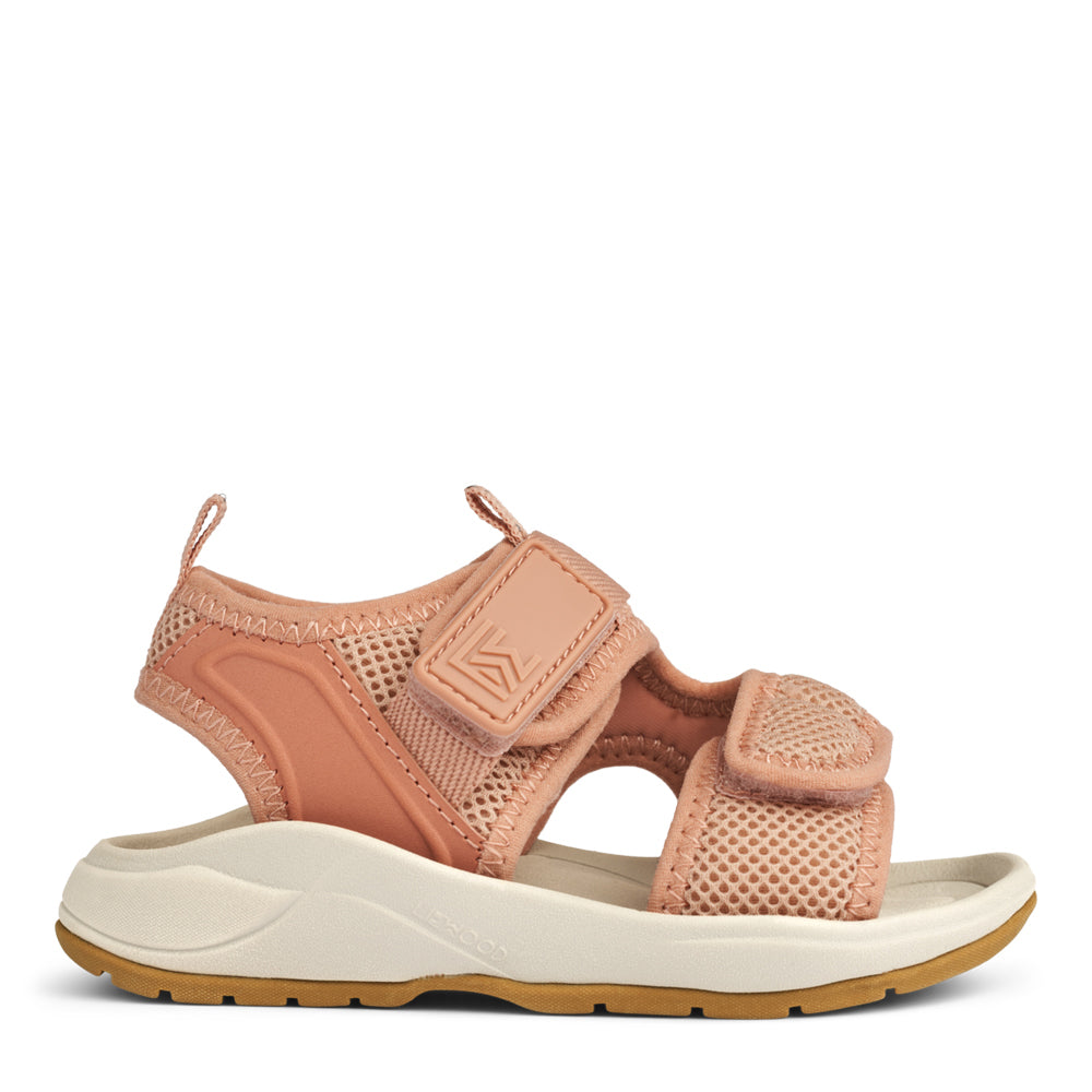 Christi sandalen